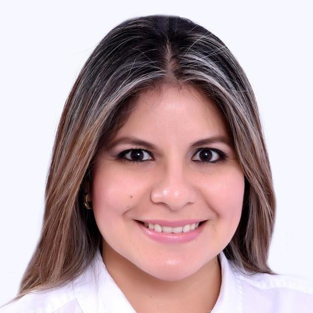 Fernanda Rivadeniera Fernanda Rivadeniera